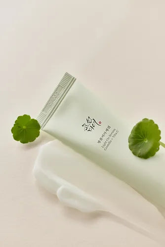 Light On Serum : Centella + Vita C