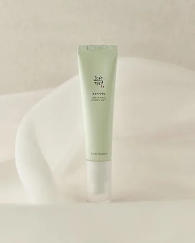 Light On Serum : Centella + Vita C