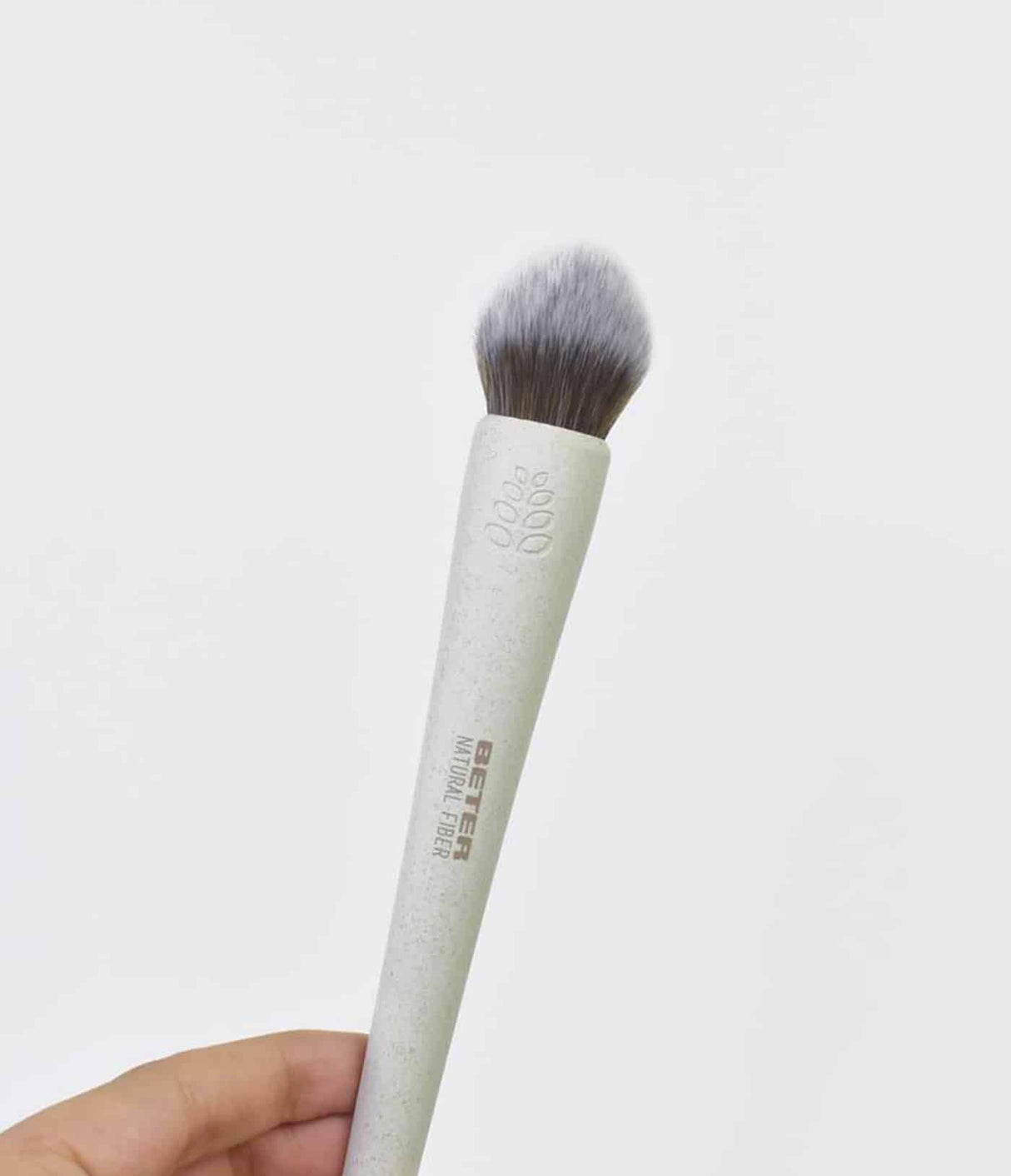 Yachiyo Natural Fiber Blusher Brush by Beter