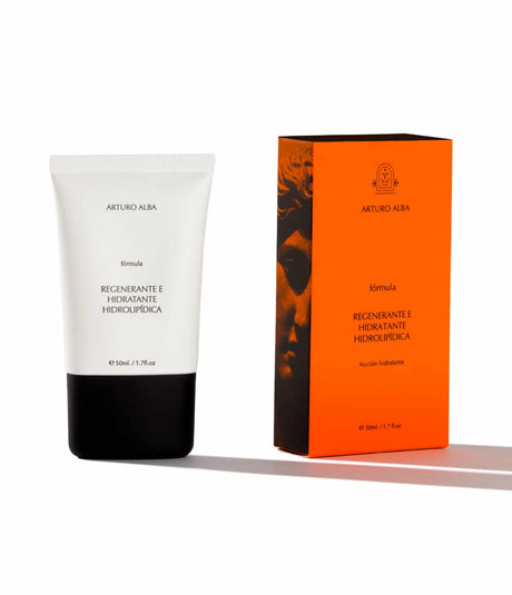 Regenerating and Hydrolipidic Moisturizer by Arturo Alba