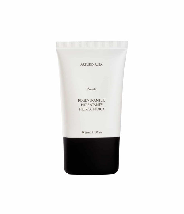 Regenerating and Hydrolipidic Moisturizer by Arturo Alba