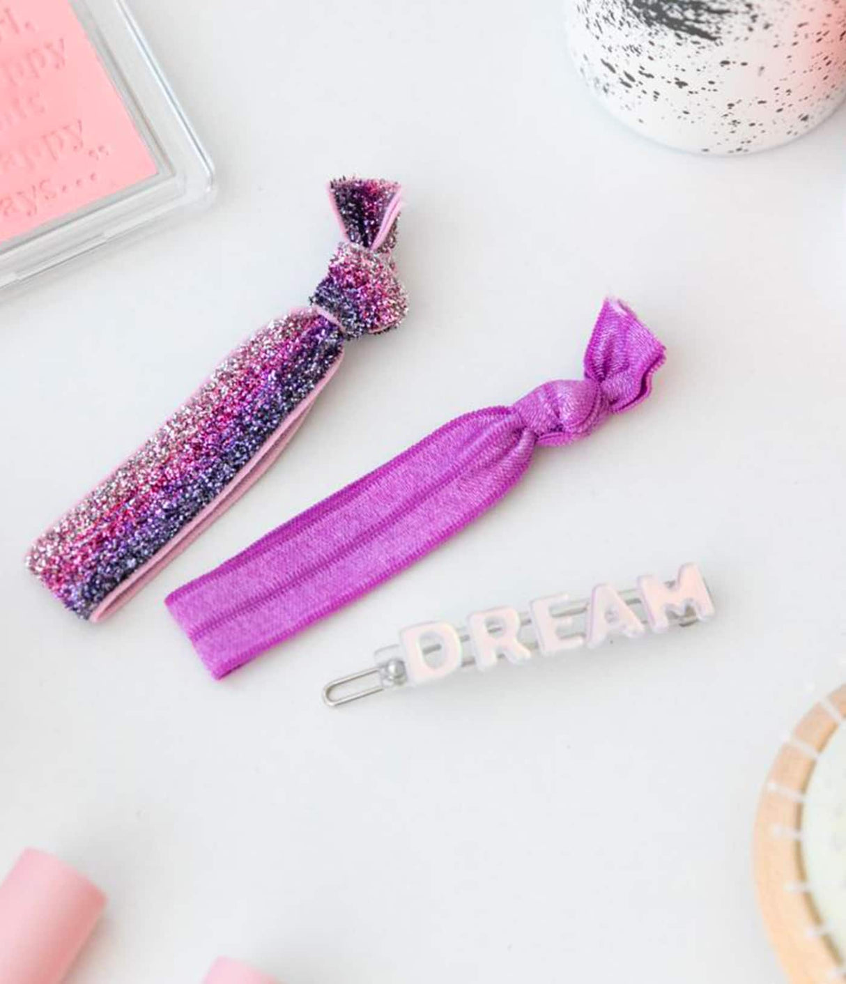 Set Dreams - Clip with Detail + 2 Beter Smooth Knotted Hair Ponytail Clips